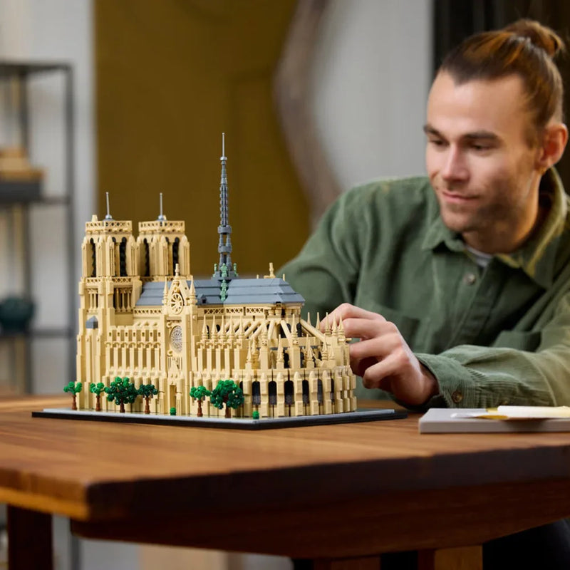 Kit modelo arquitetônico para adultos, Notre-Dame de Paris, conjunto de blocos colecionáveis, ideia para os amantes da história, presente, 21061